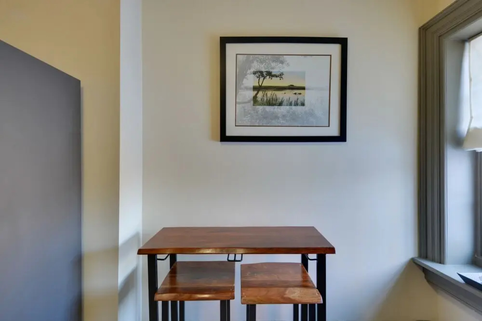 Sackets Harbor Apartment, Walk to Lake Ontario!