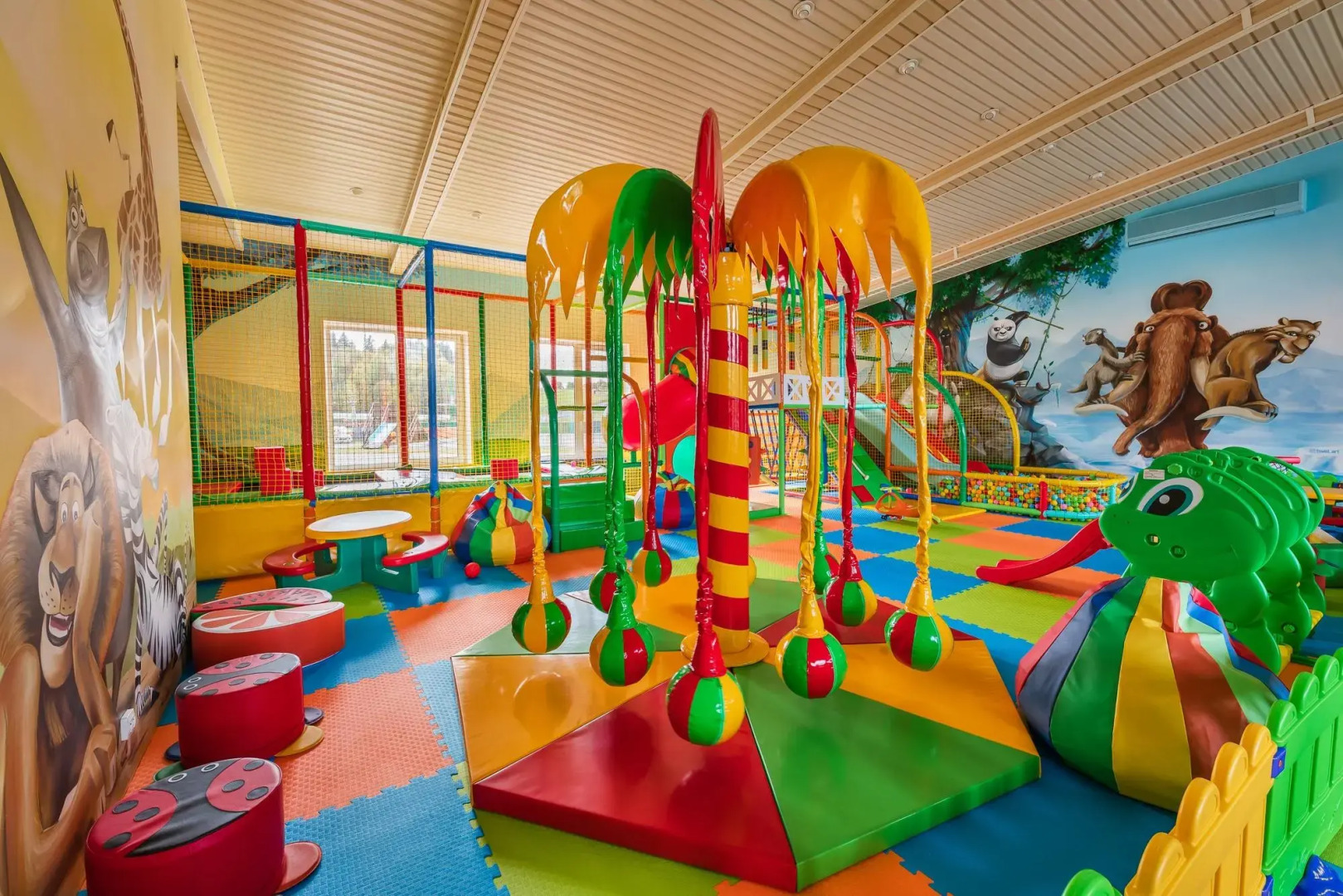 Курортный комплекс Чёрные камни