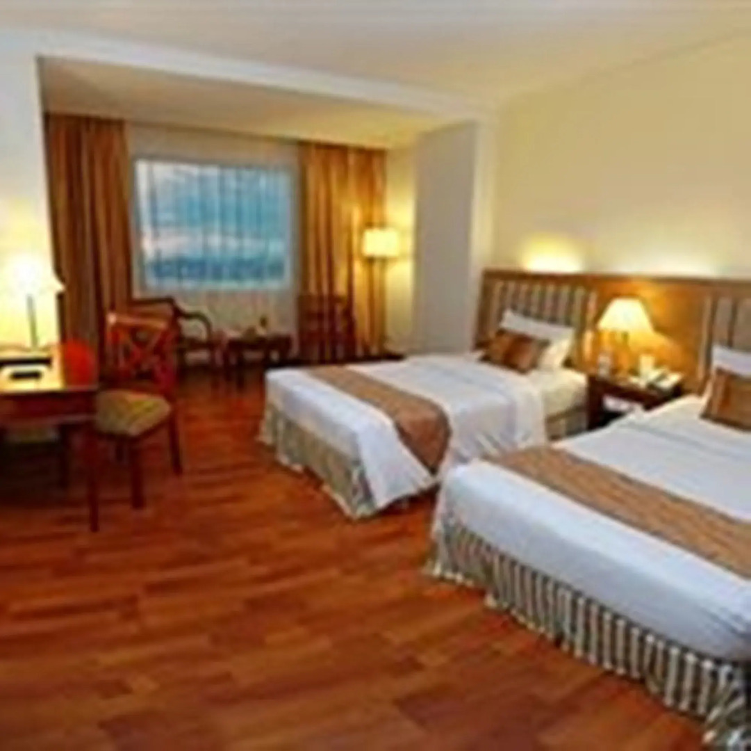 Rocky Plaza Hotel Padang