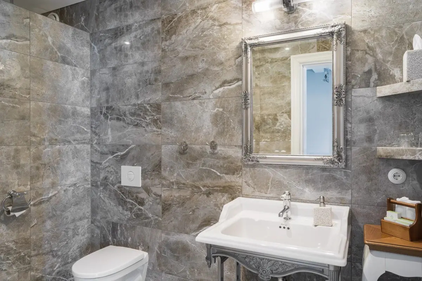 Отель Sigló by Keahotels