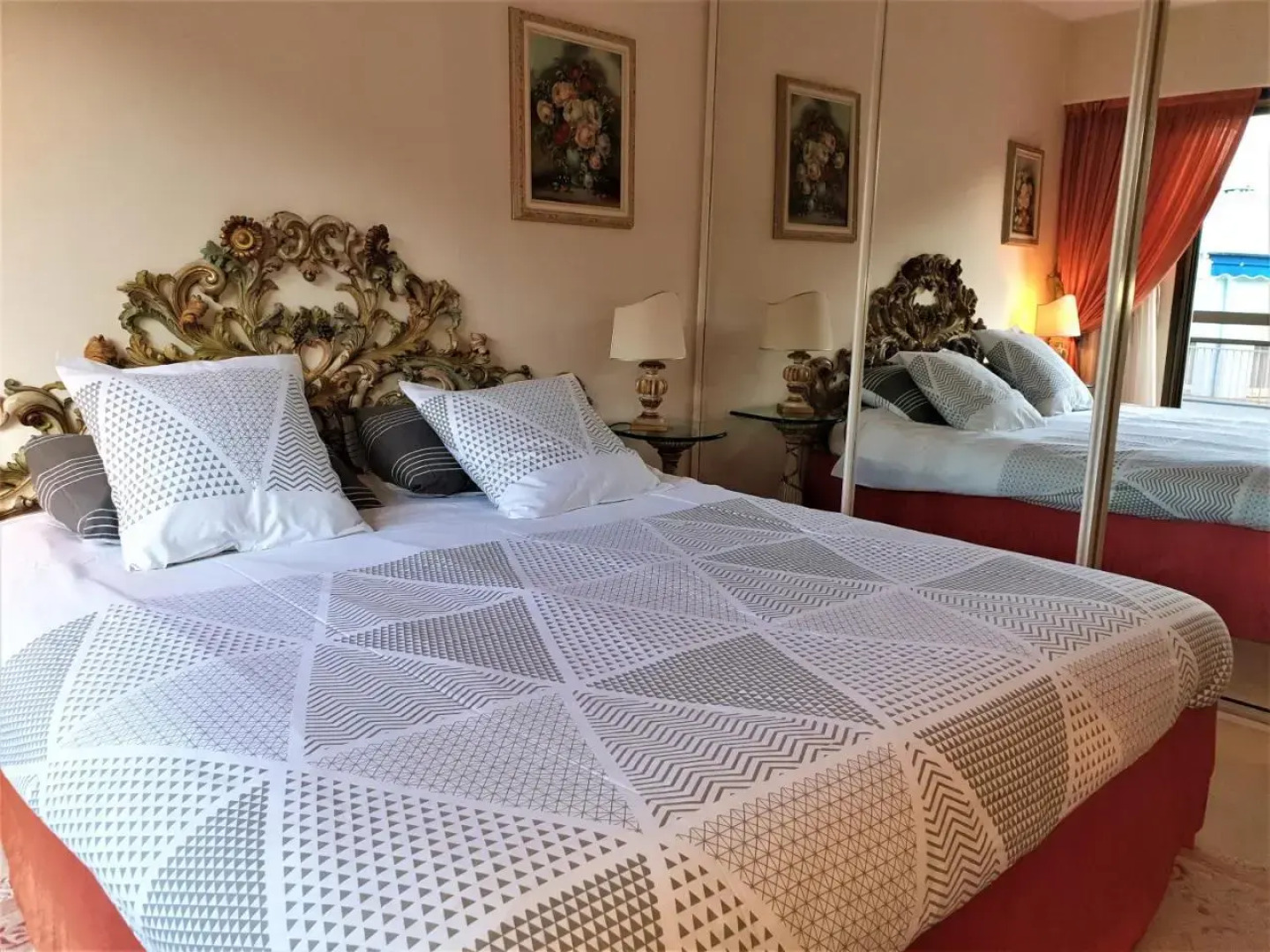 Somptueux deux pieces, entre mer & piscine !