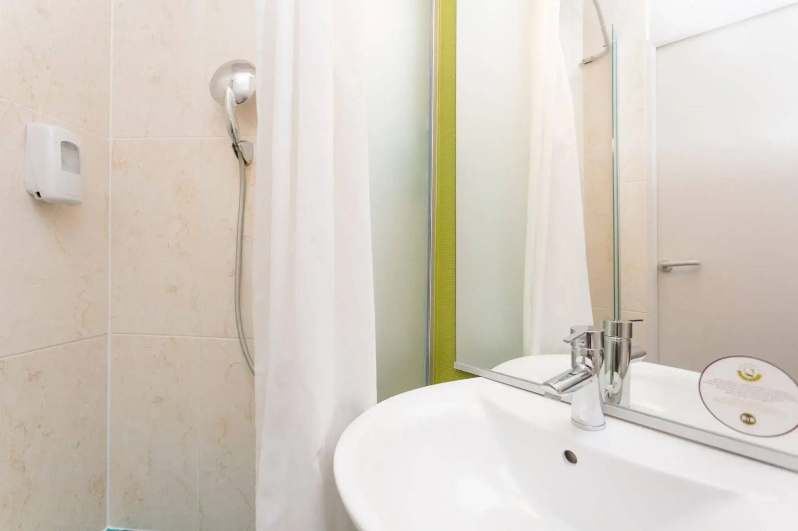 B&B HOTEL Metz Semécourt