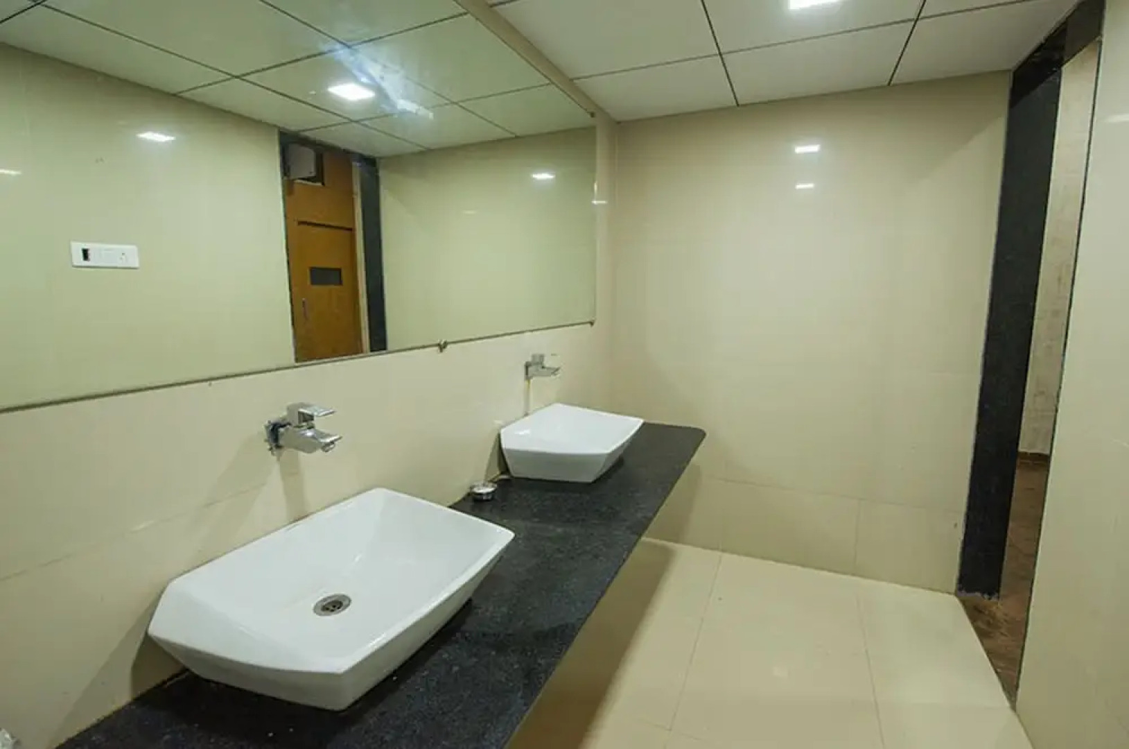 Budget Inn Tiger Plaza