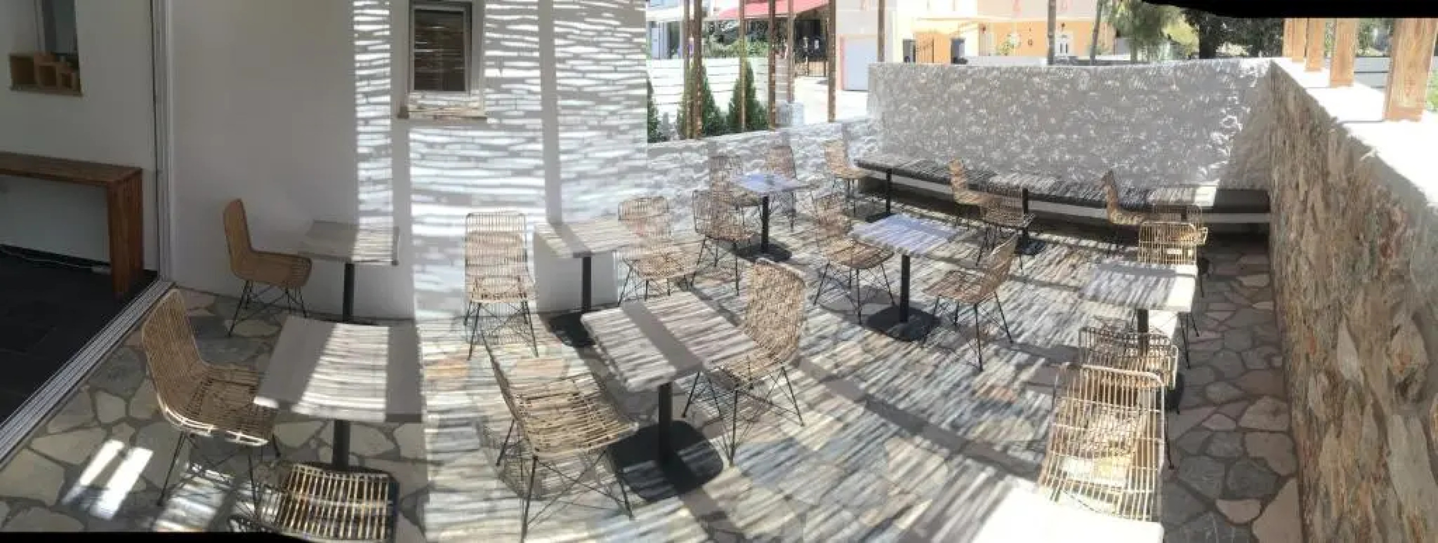 Aellia Hotel & Suites