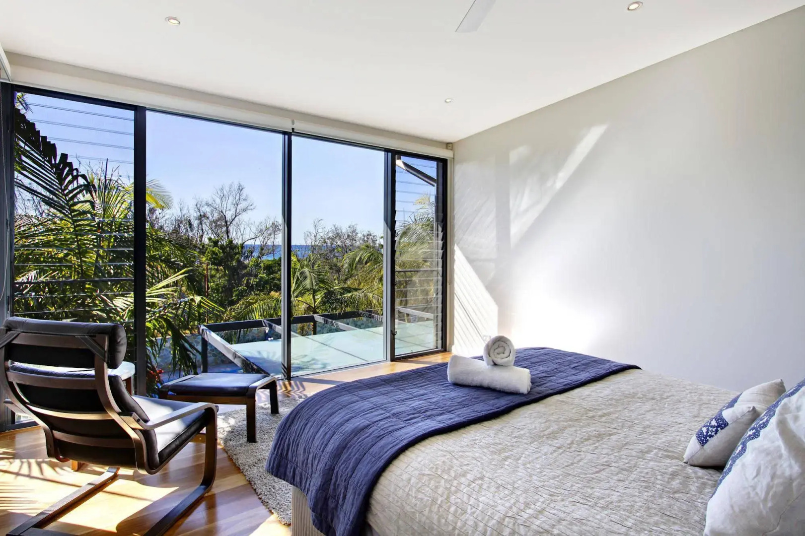 Ocean View @ Kiah Holiday Villa