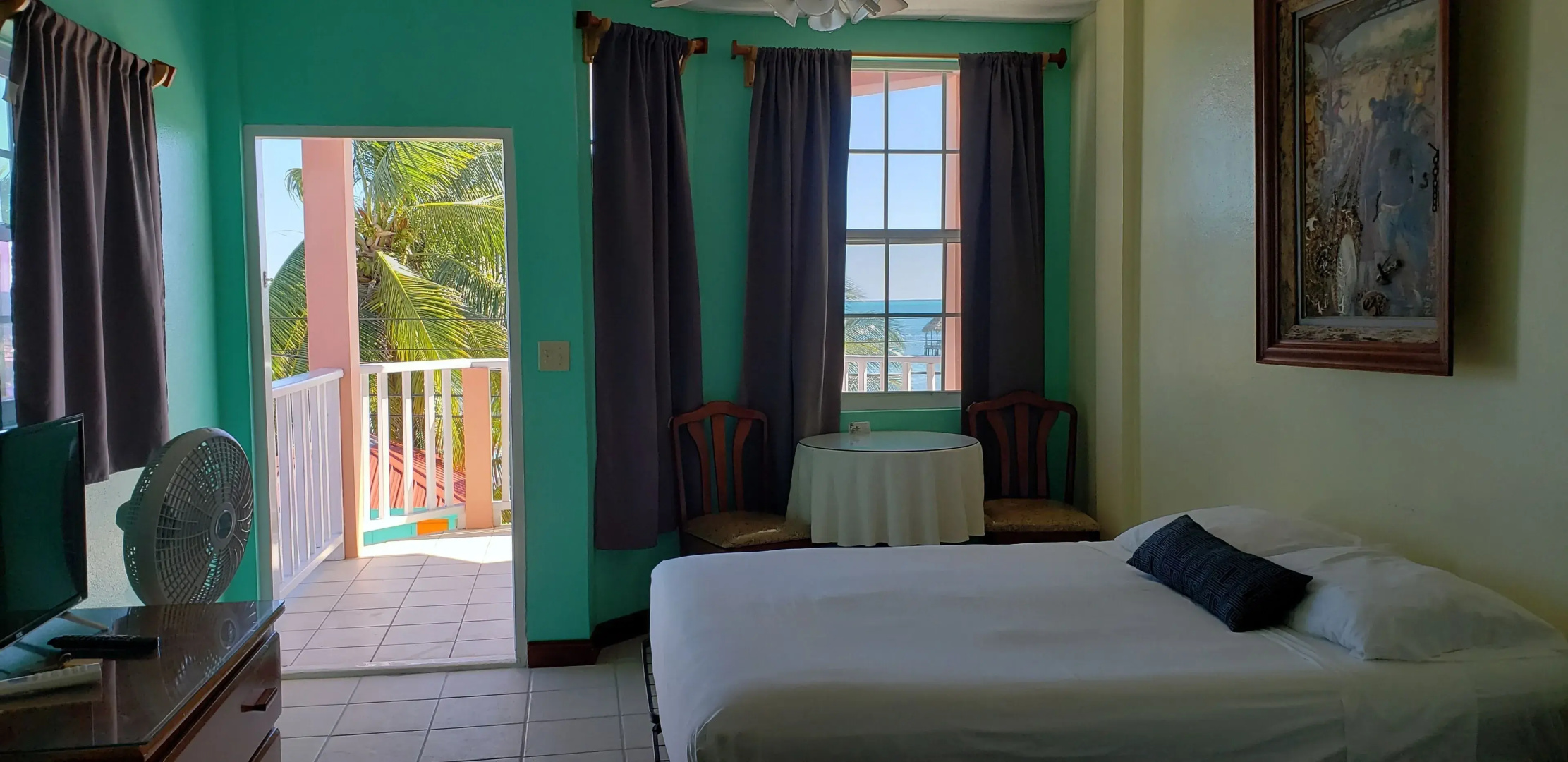 Alayna Ocean Views at The Club Caye Caulker