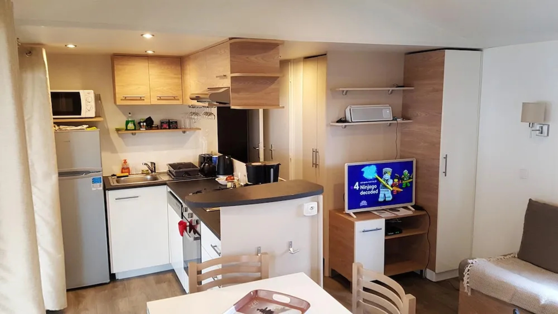 Property With 3 Bedrooms in Saint-julien-en-born, With Pool Access and