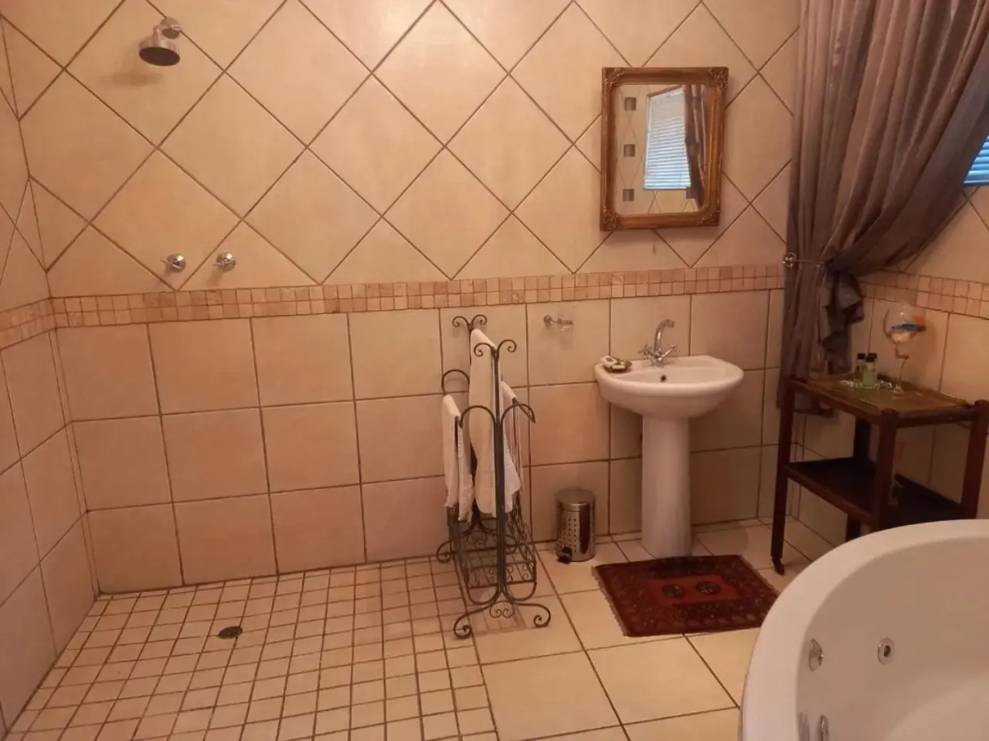 Michael-Angelo Guest House