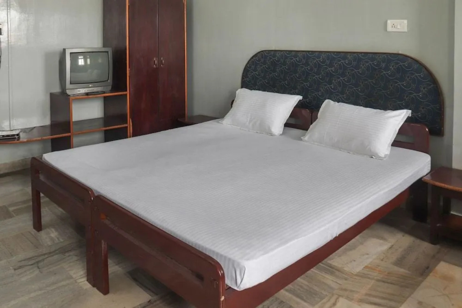 SPOT ON 49477 Hotel Galaxy