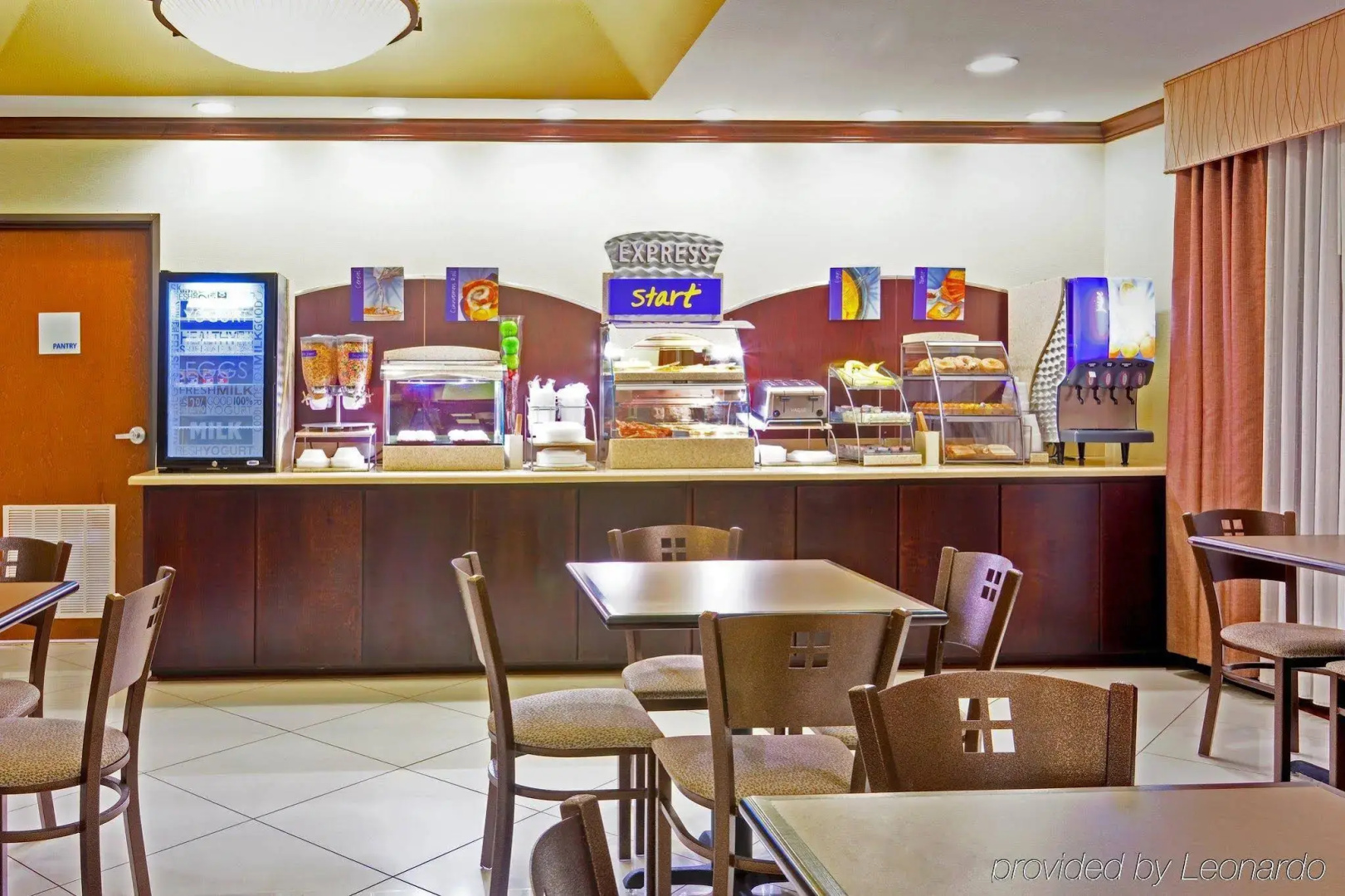 Holiday Inn Express Hotel & Suites BYRAM by IHG