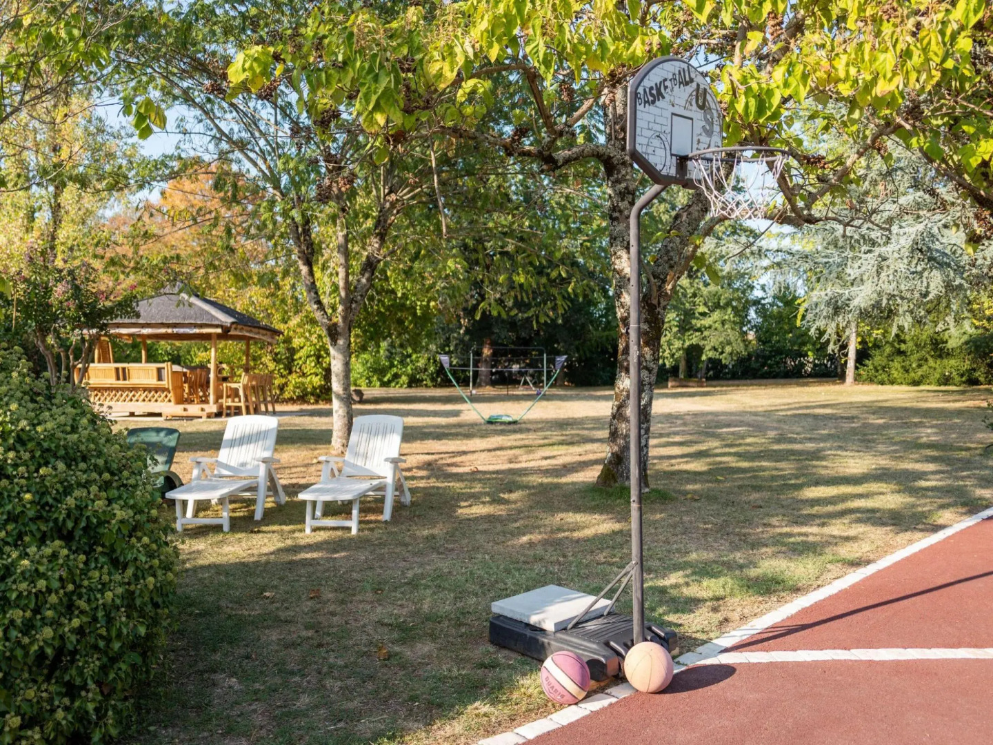 Attractive Villa in Velines with Private Garden