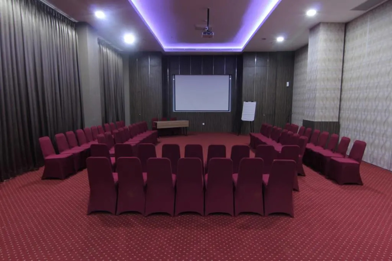 Travello Hotel Bandung