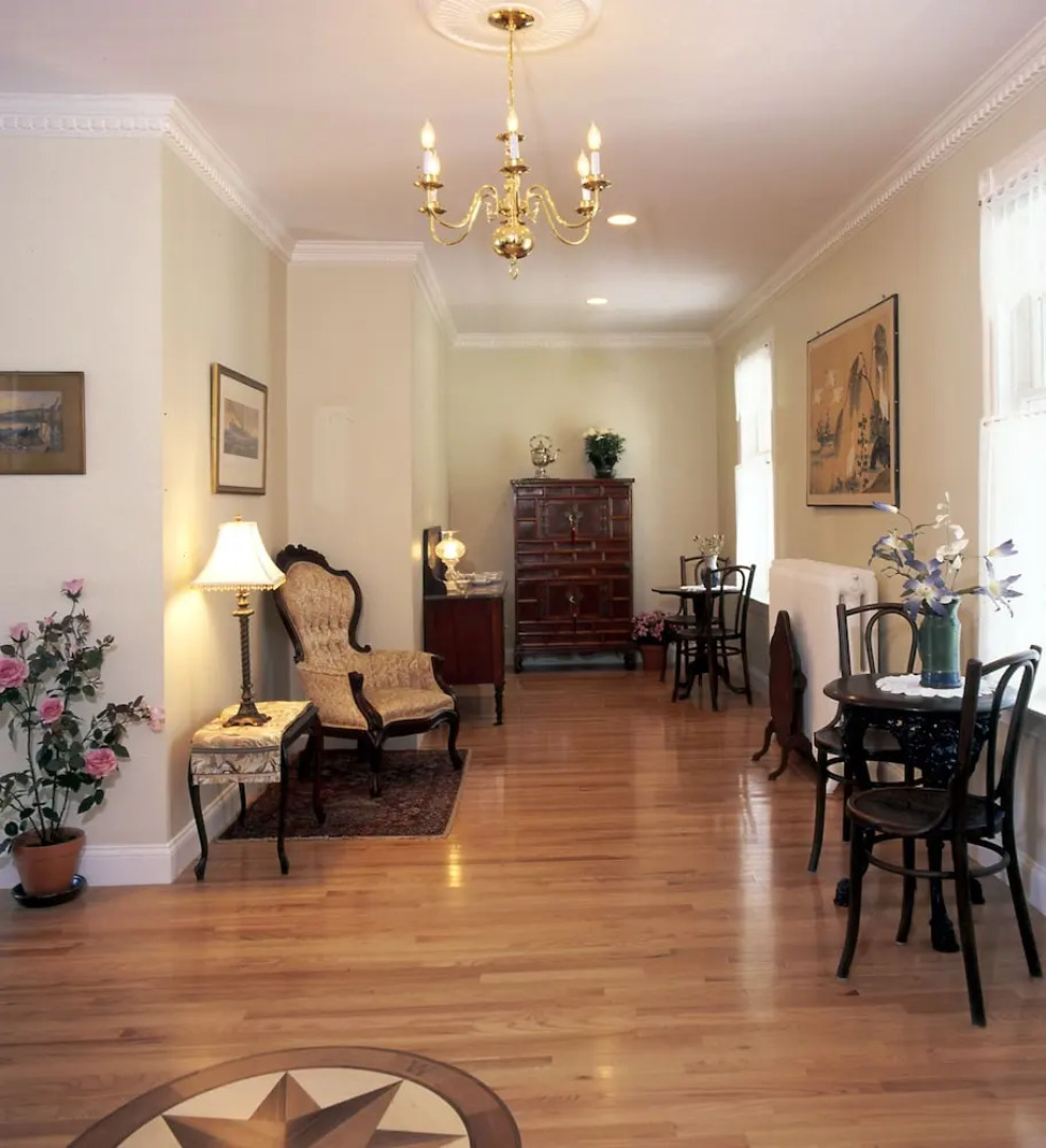 Blue Heron Seaside Inn