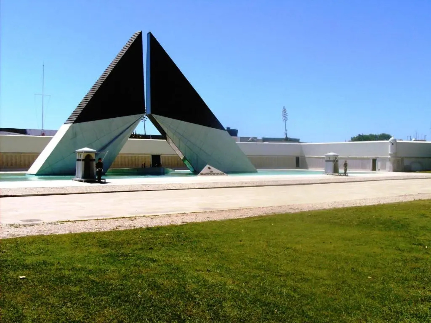 Tagus 5 Colours Suites