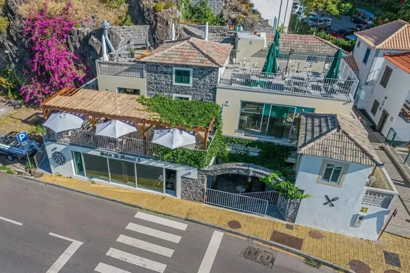 Room-discover Magical Calheta