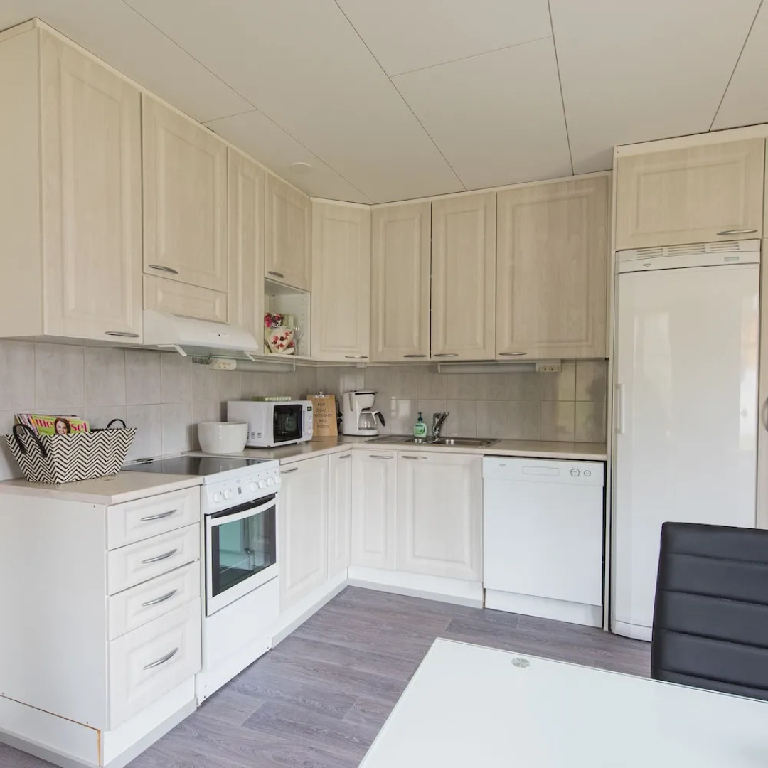 Lepaan Matkailun Iso Rantala