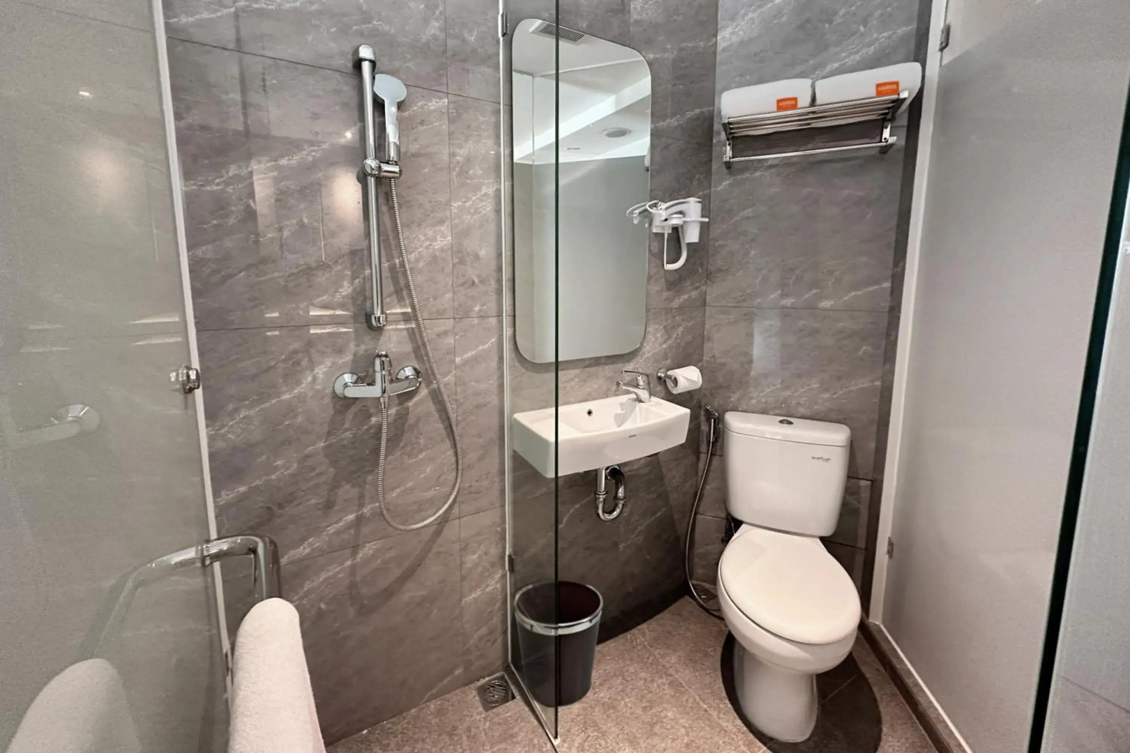 HARRIS Hotel & Conventions Gubeng Surabaya