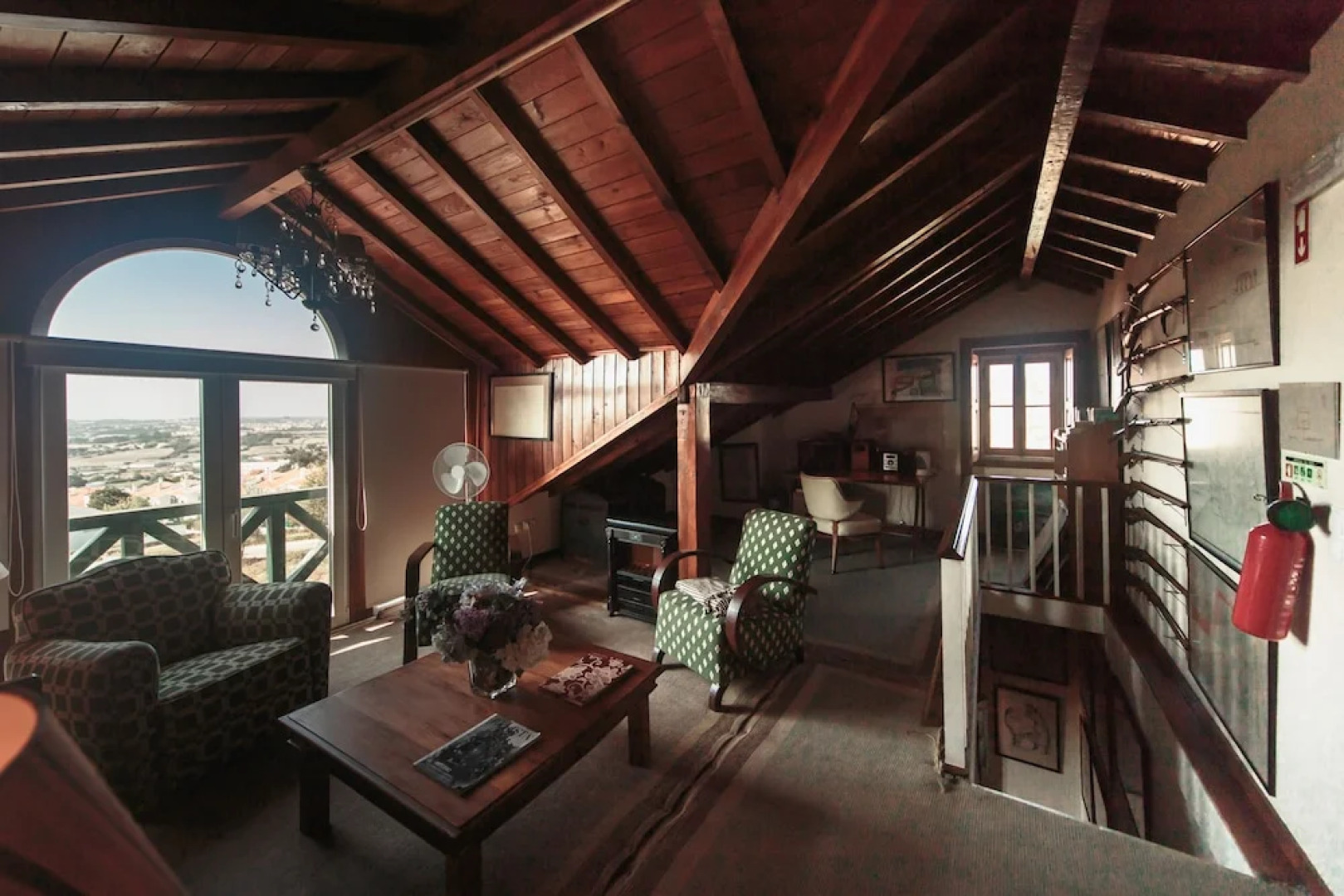 Shepinetree - Pinheira House