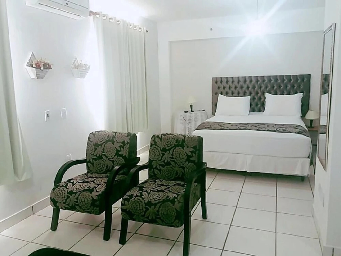 Saint James Palace Hotel