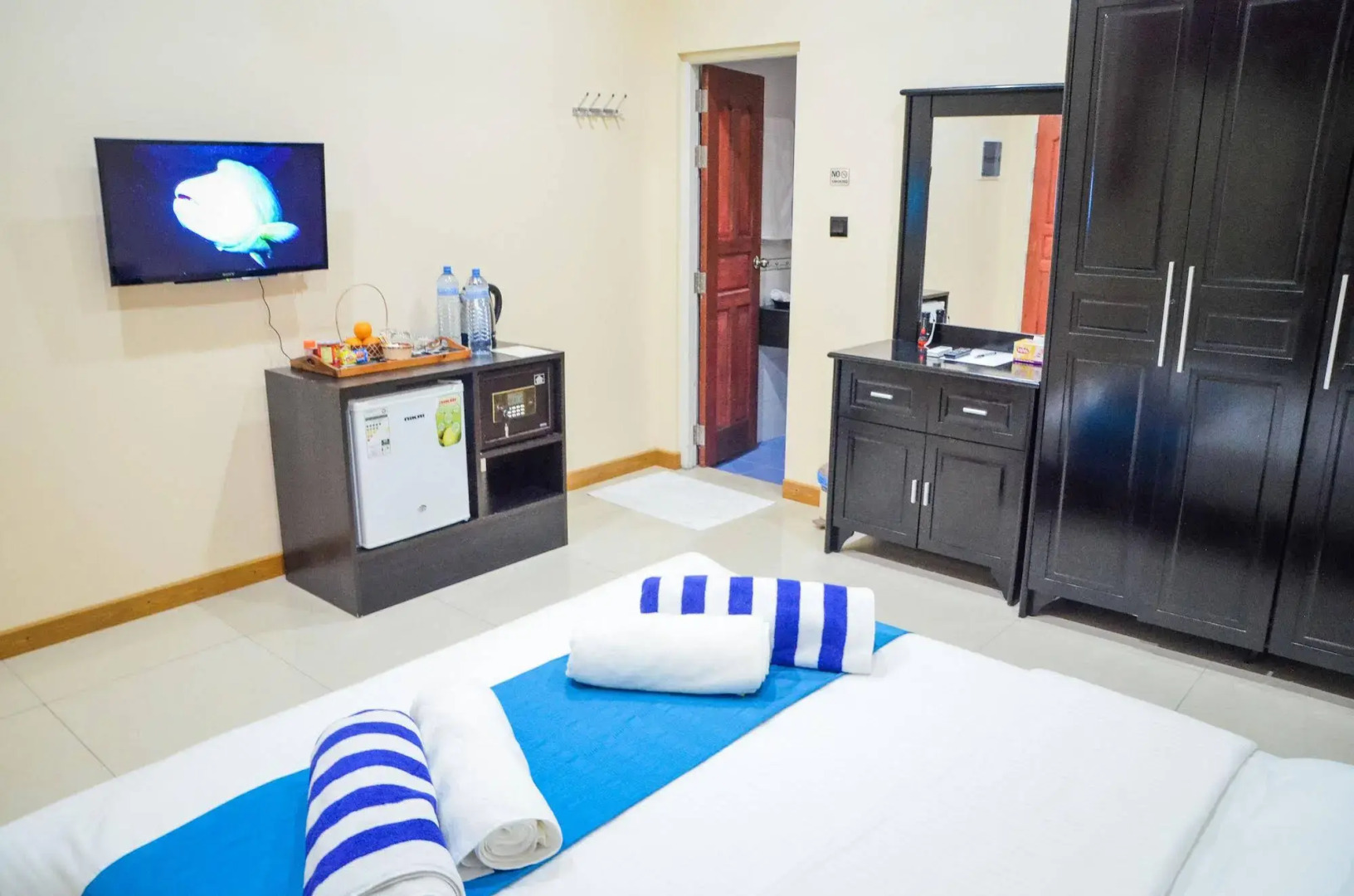 Whale Shark Inn Maldives