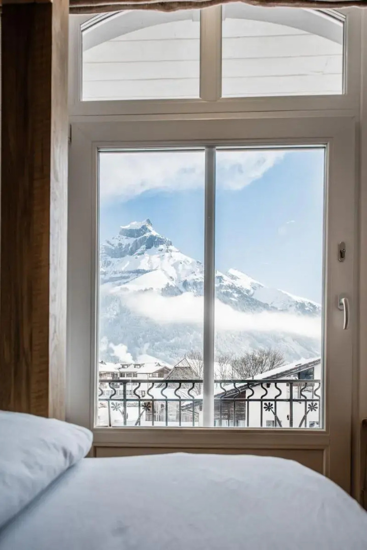 GRAND your home with common kitchens with self check-in