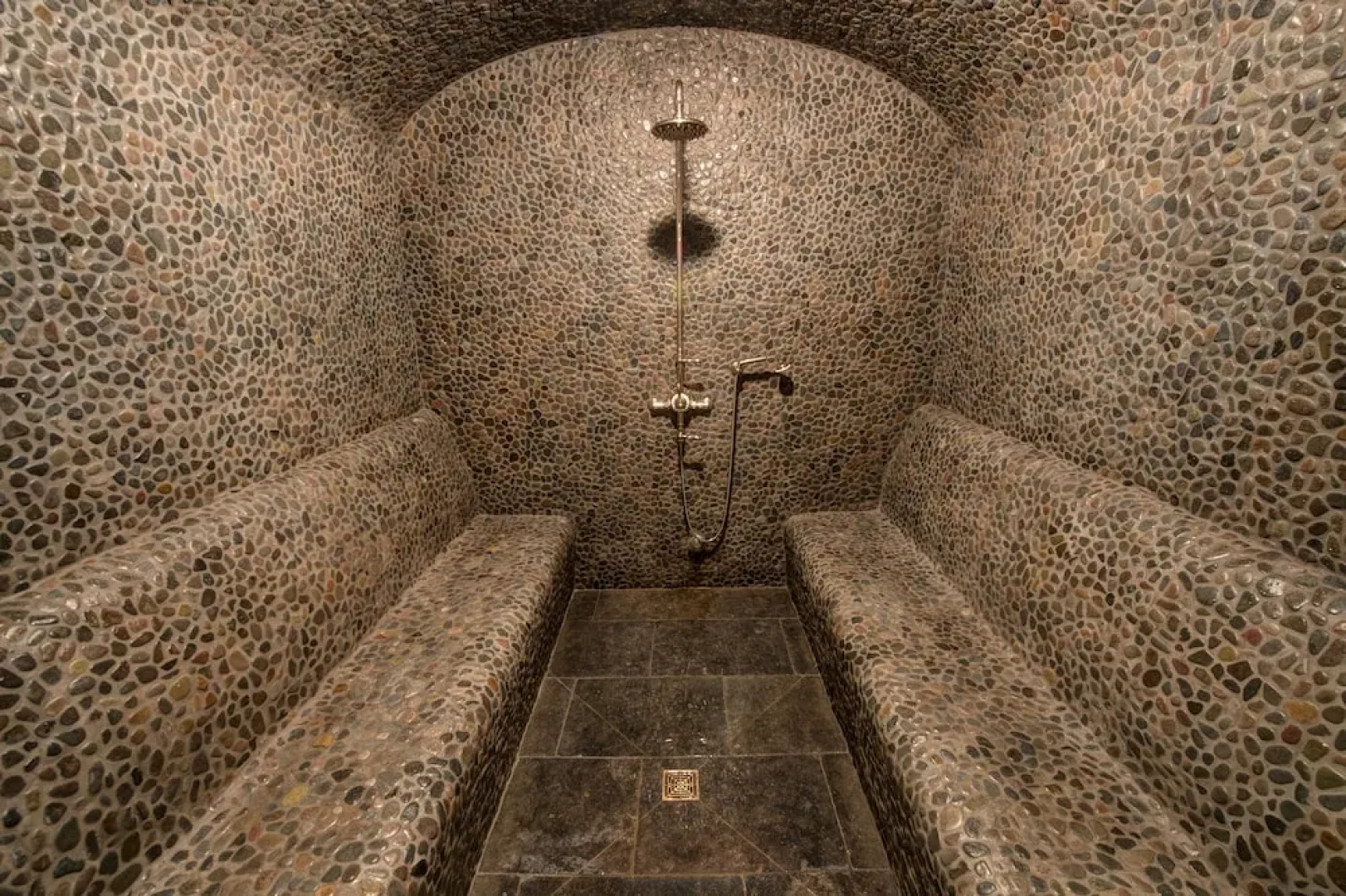 Eleven Scarp Ridge Lodge