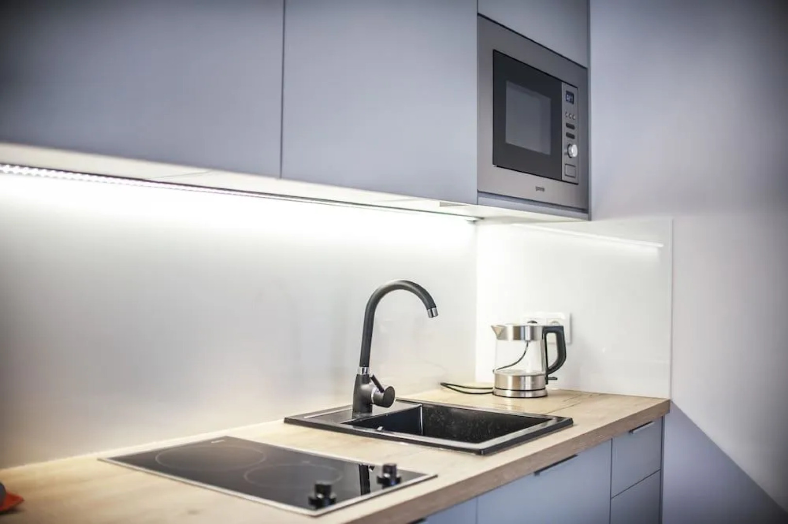 Jacuzzi Glass-House Central Station