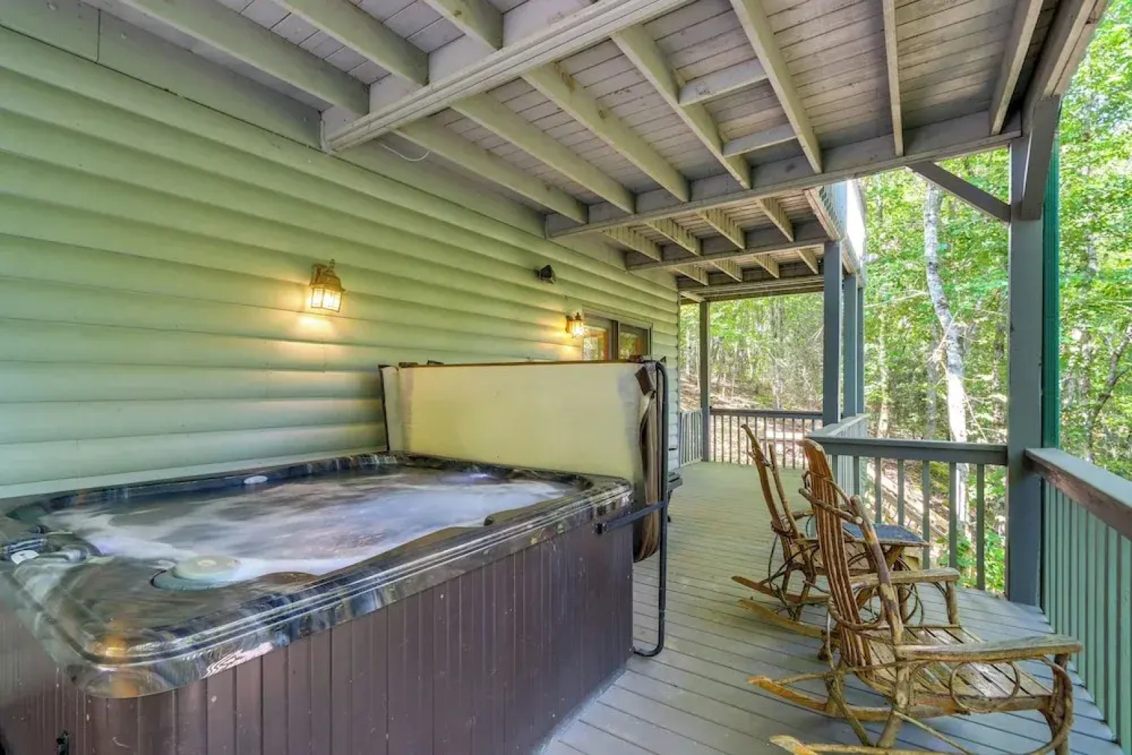 Hot Tub, Decks & Creek Access: Mccaysville Cabin!