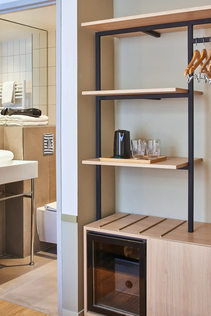 Hôtel Cervantes by Happyculture