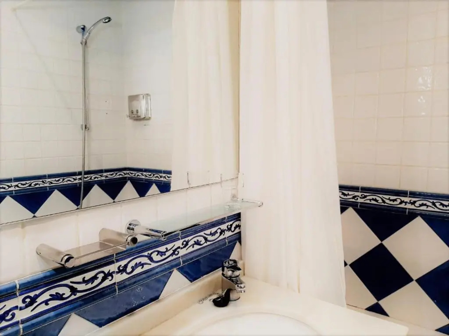 Hosteria Sara by gaiarooms