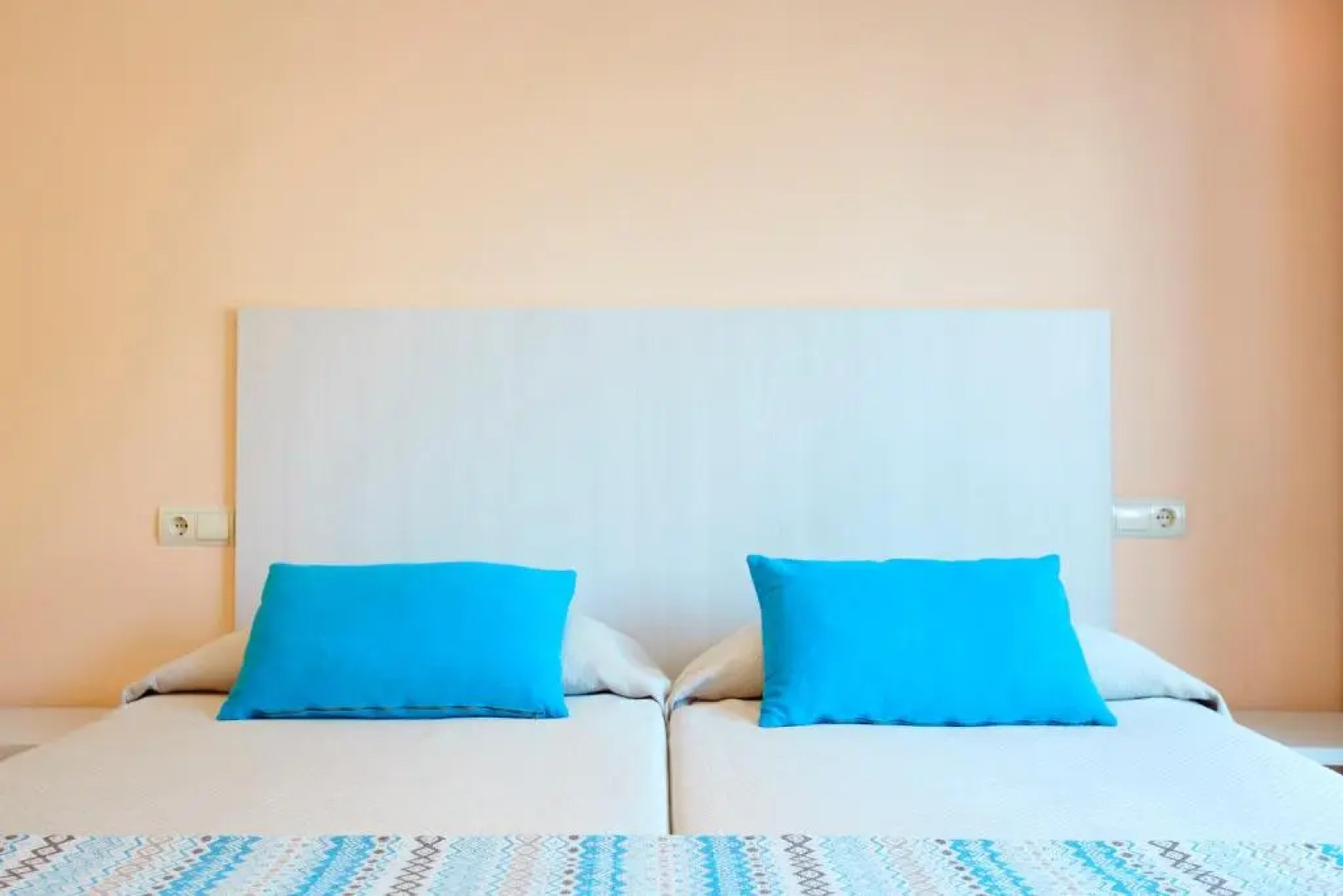 Universal Aquamarin Beach Houses