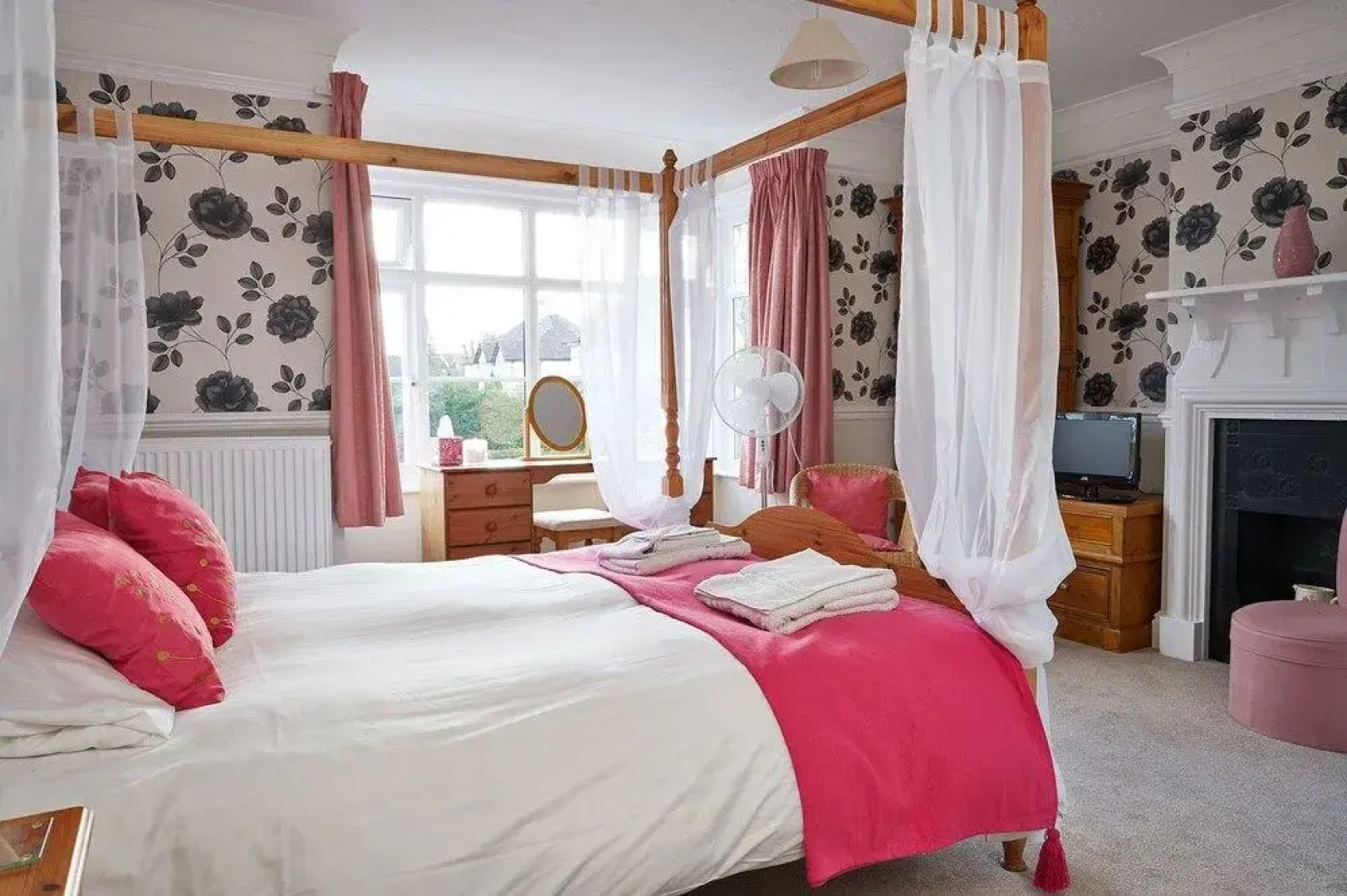 Little Hayes B&B / Guest House