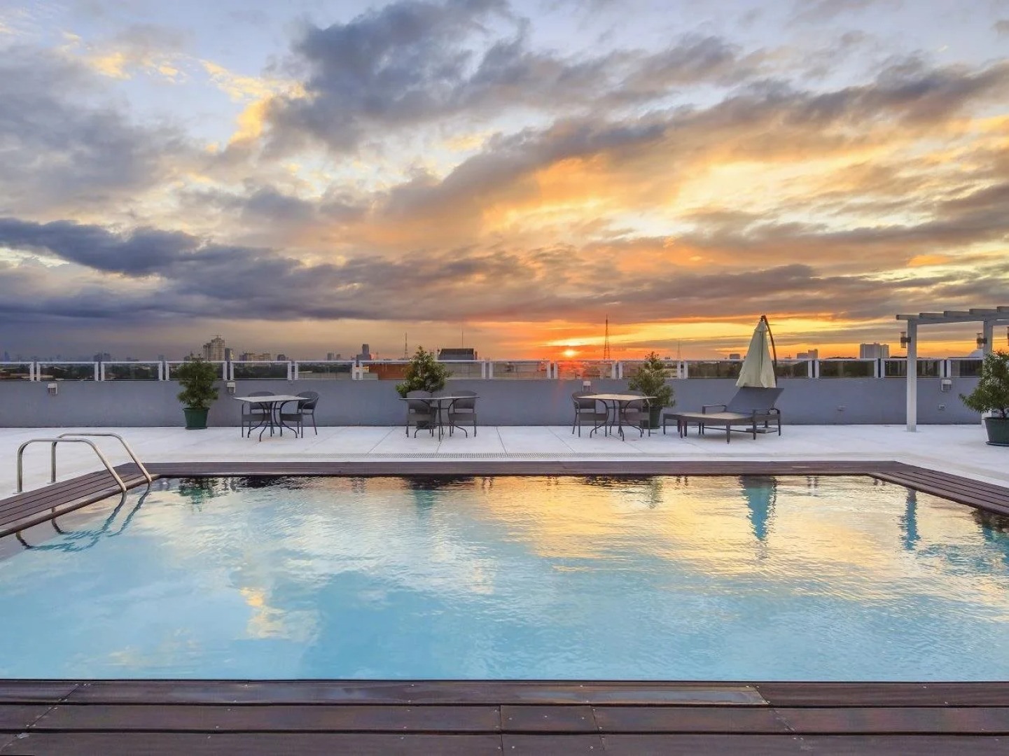 Microtel by Wyndham UP Technohub