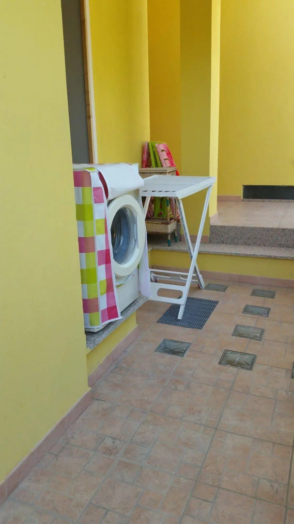 Artistika Golden Apartment