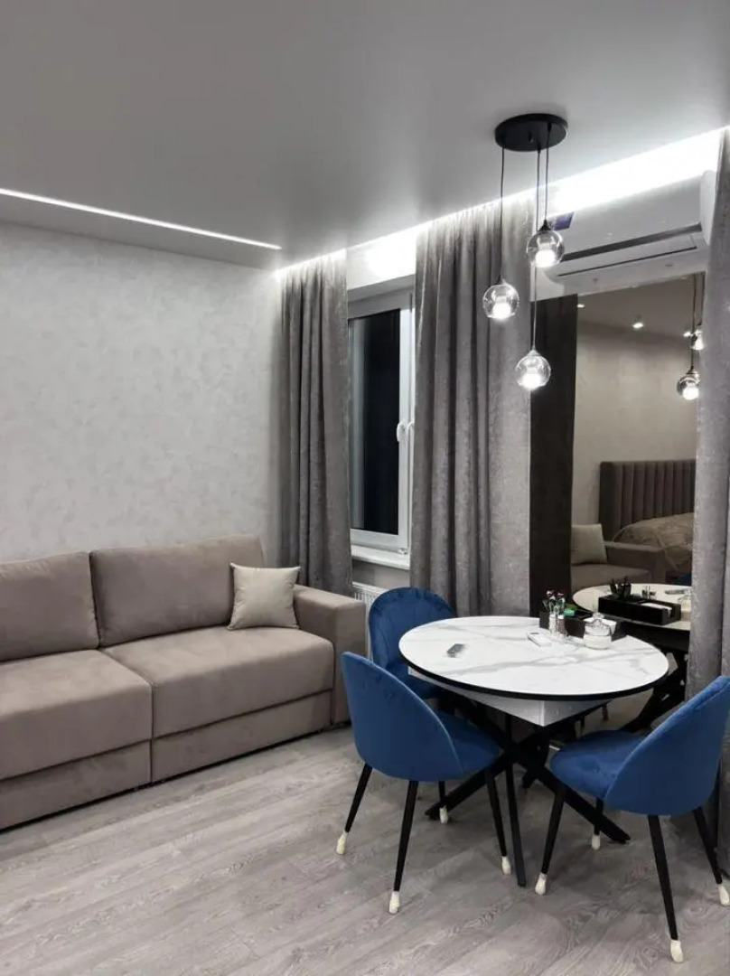 Апартаменты на улице Короленко 28