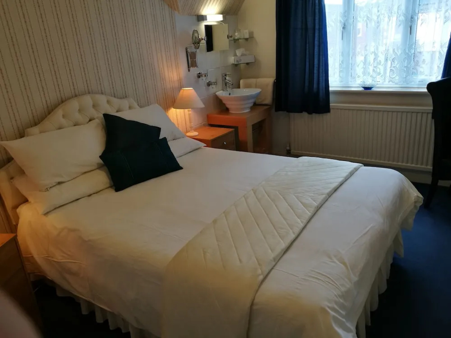 Swiss Cottage Bed and Breakfast