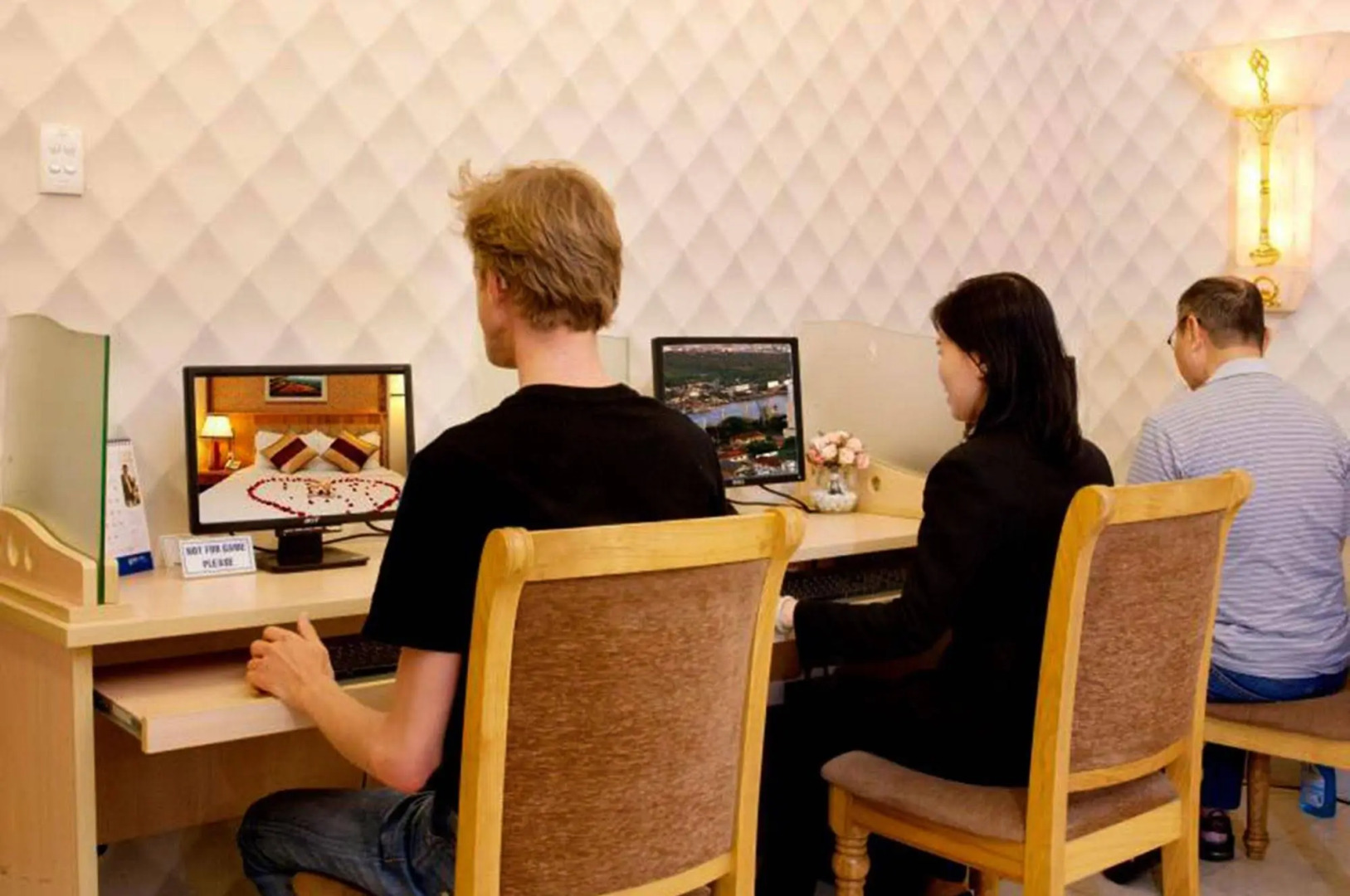 Silverland Min Hotel