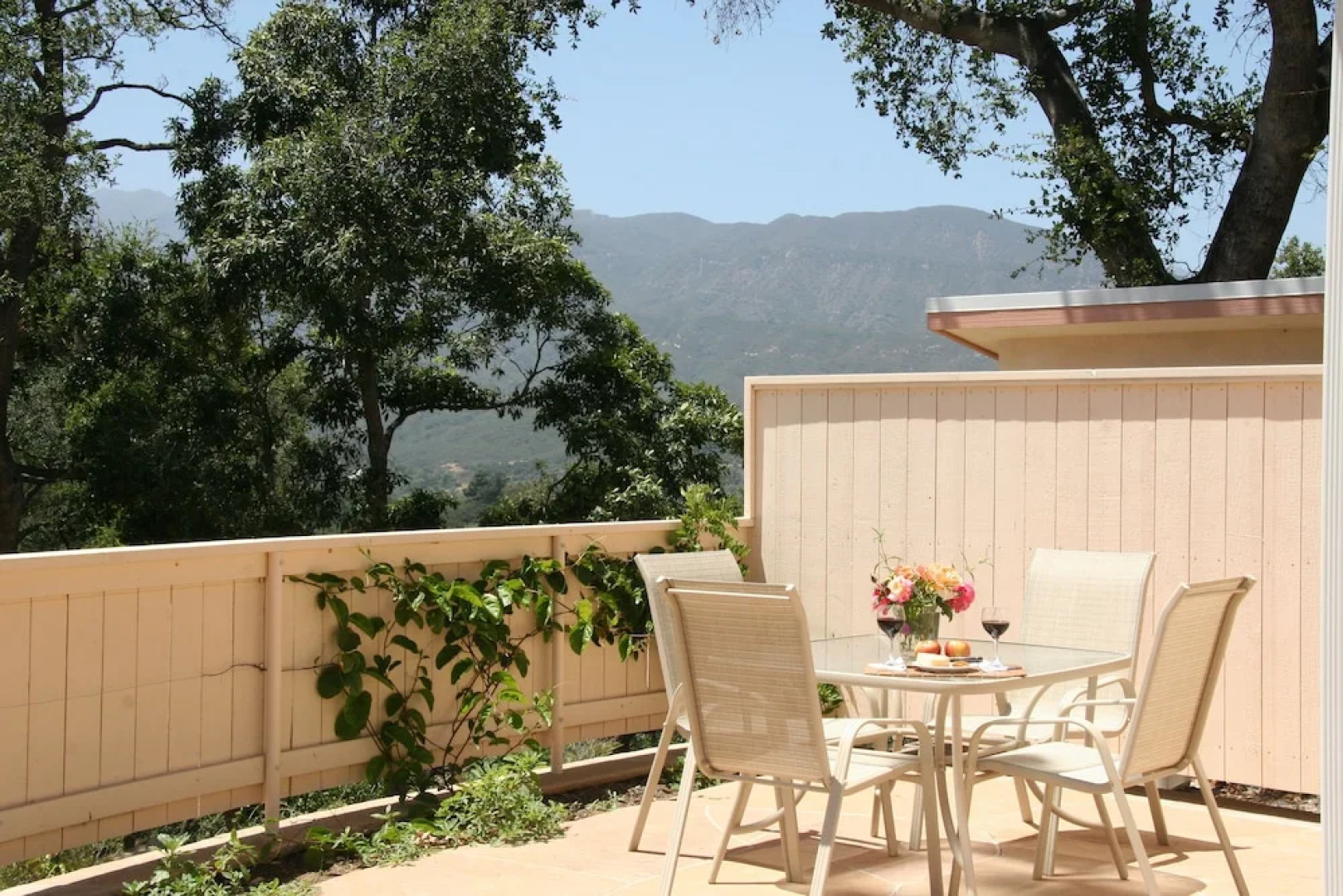 Ojai Retreat & Inn