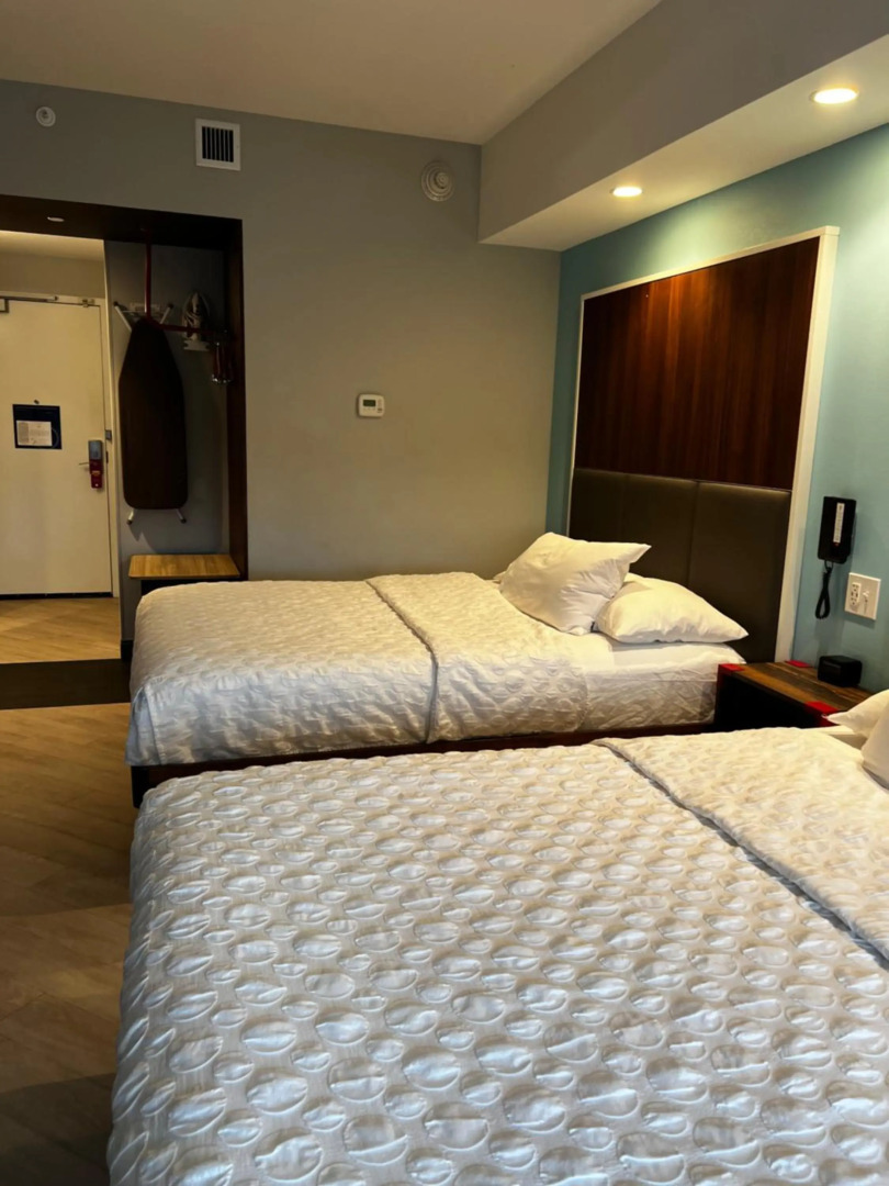 Tru by Hilton Lancaster East