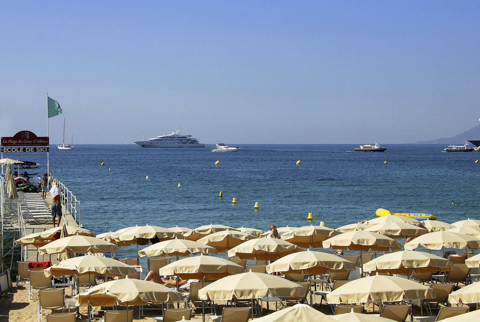 Отель Barriere Le Gray d'Albion