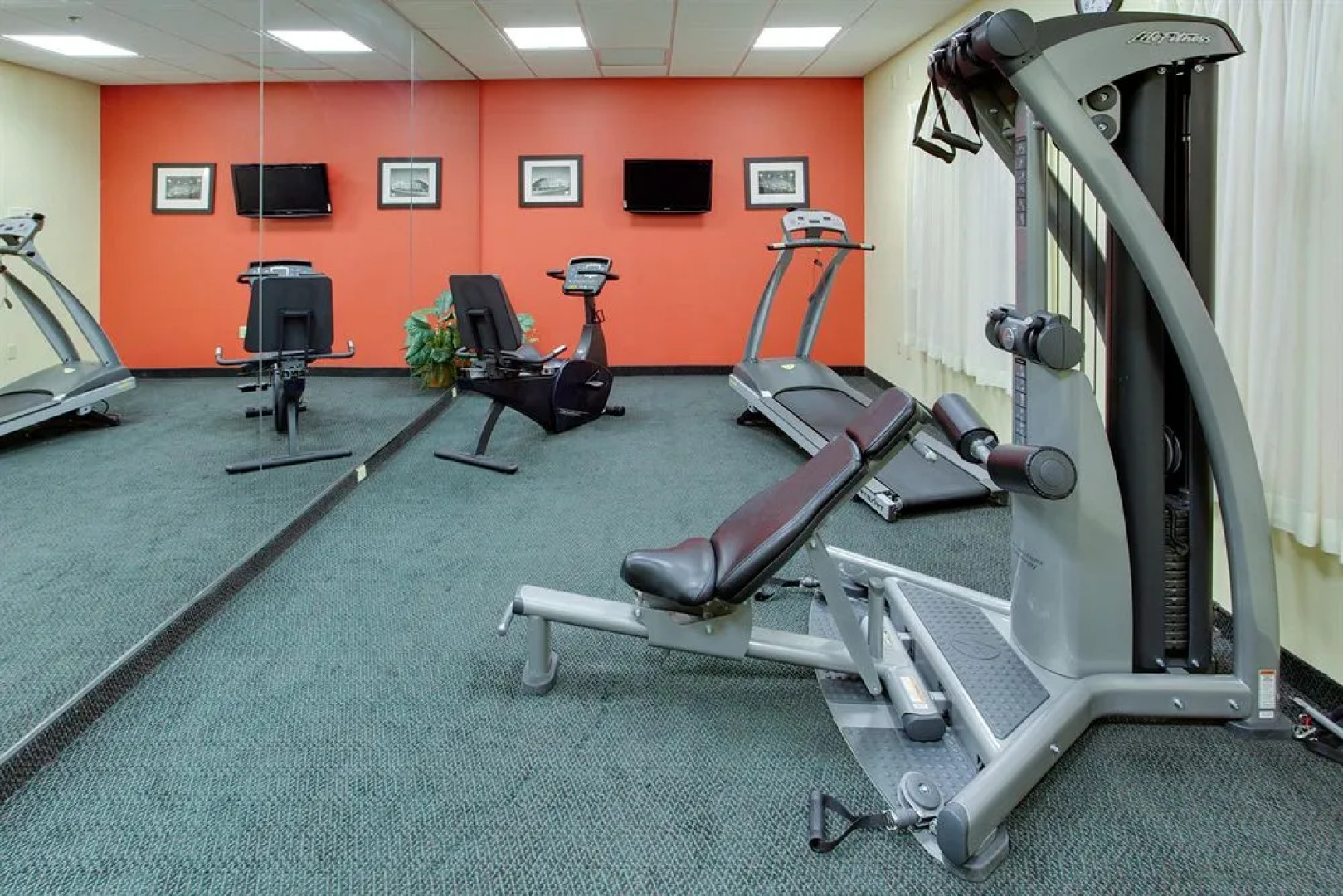 Country Inn and Suites Brockton