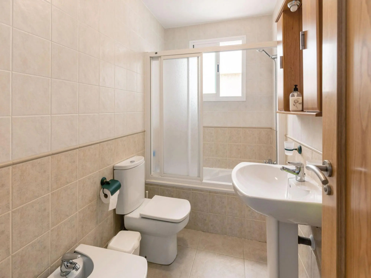 Simplistic Apartment in Almería next to the Seabeach