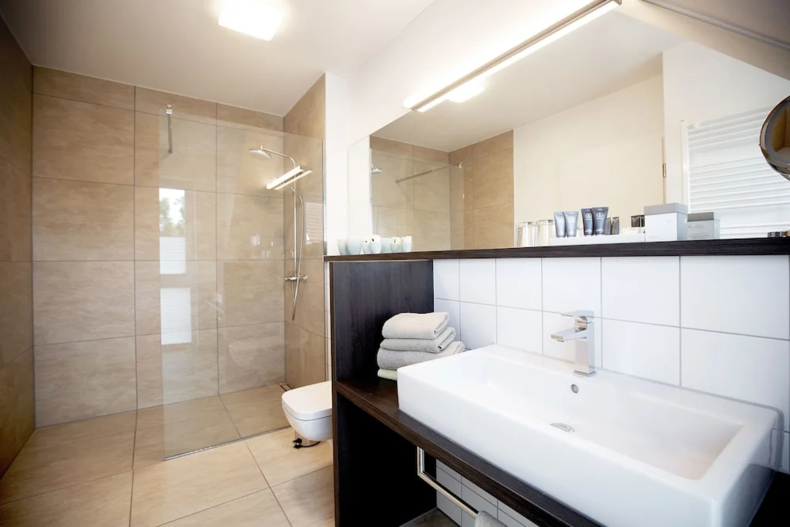 Boardinghouse by M&K