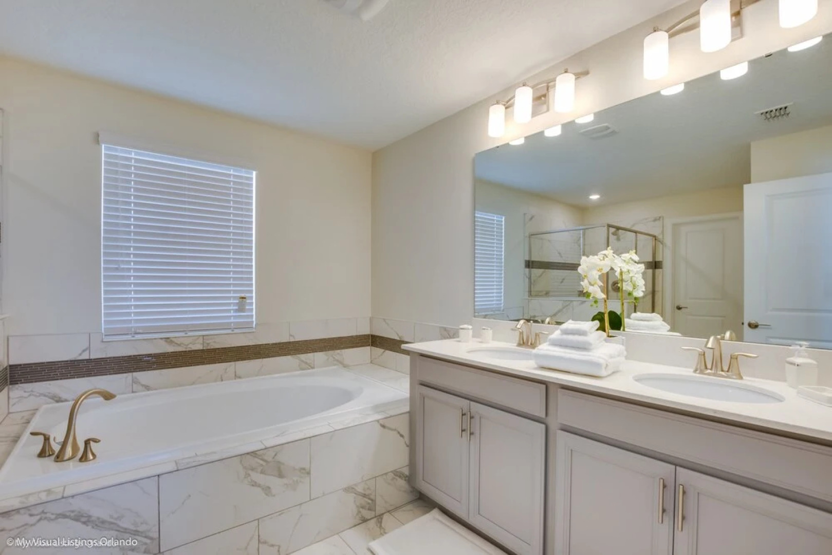 1512MAID Ultimate 5 Bedroom 5 Bathroom