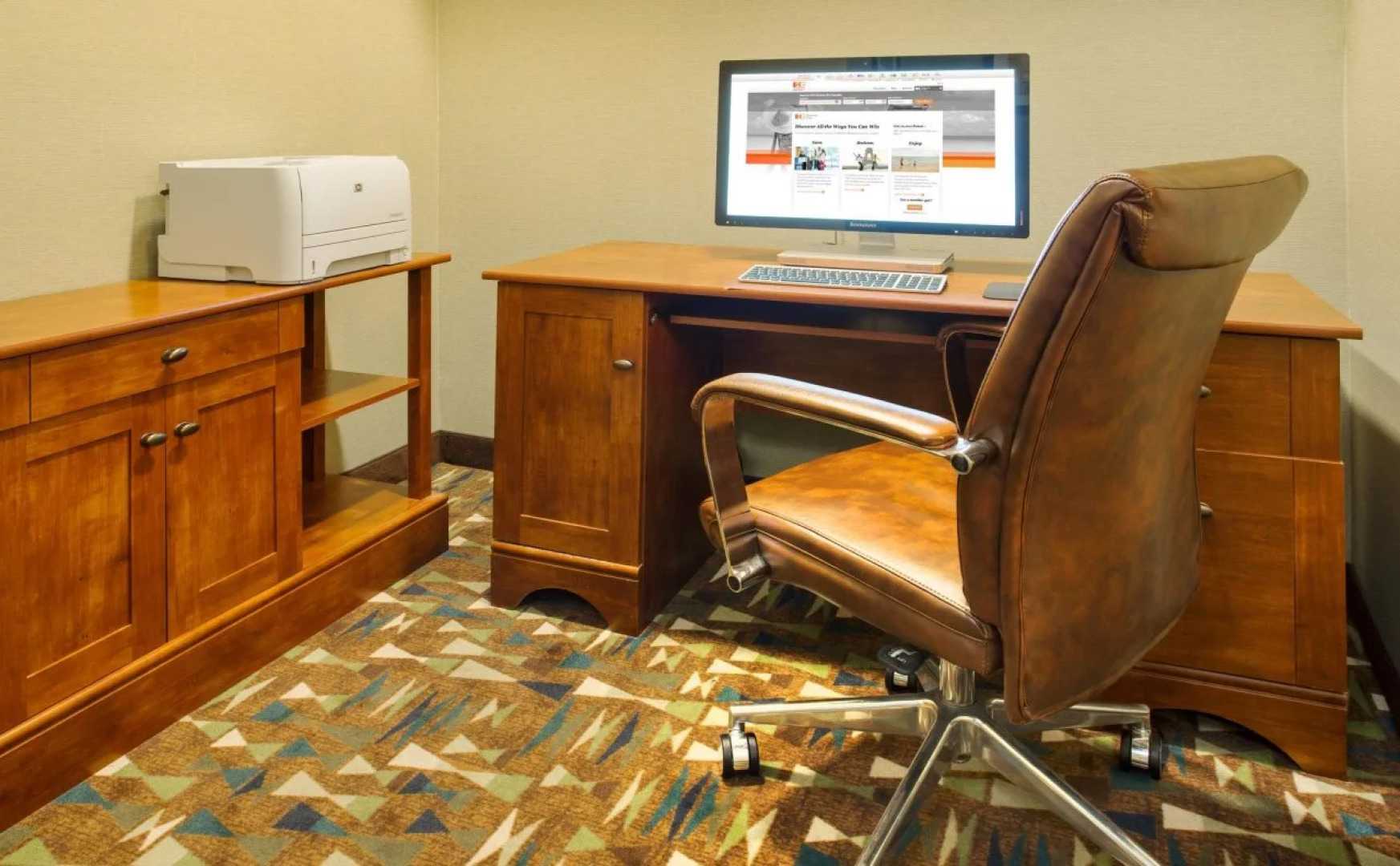 Holiday Inn Express Hotel & Suites Kalamazoo