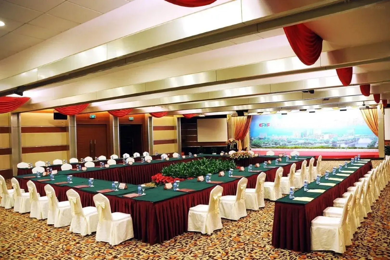 Zhongshan International Hotel