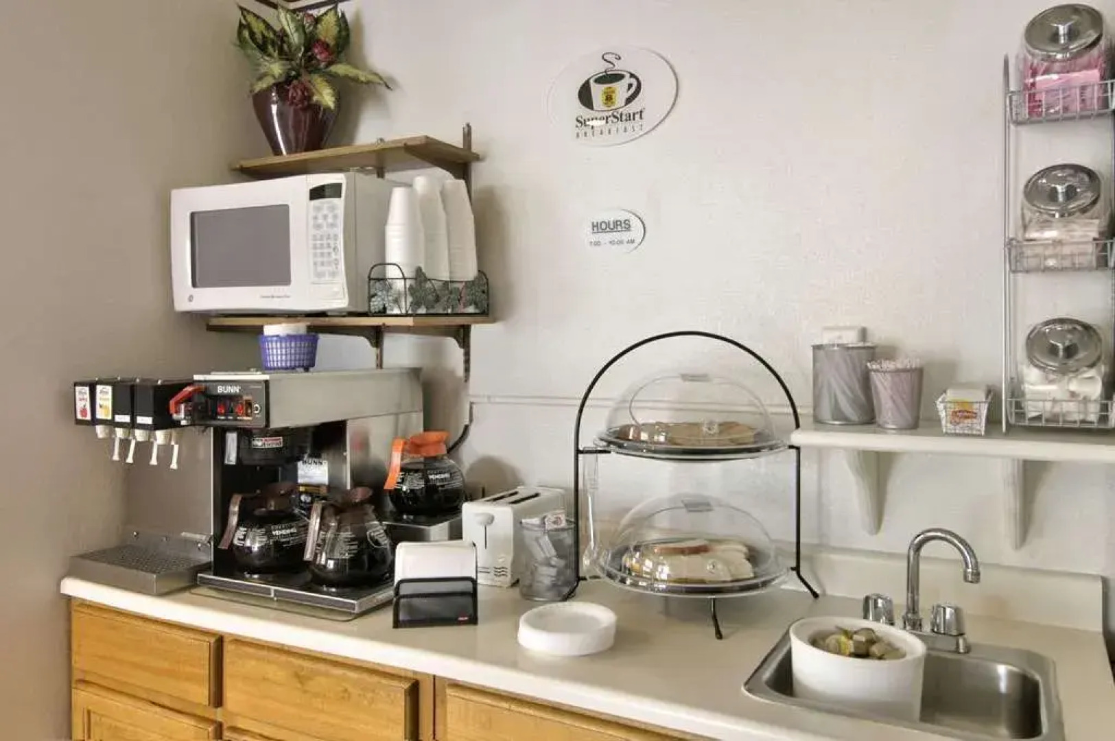 Super 8 By Wyndham Butler