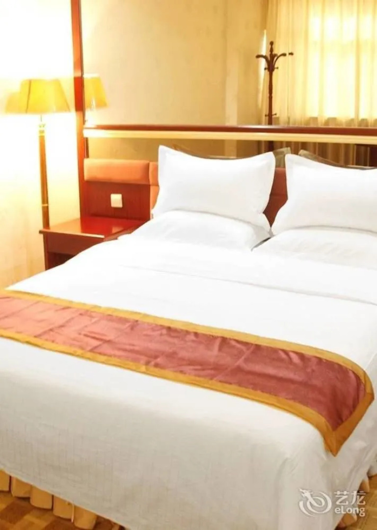 Zhongwei Wanrui Hotel