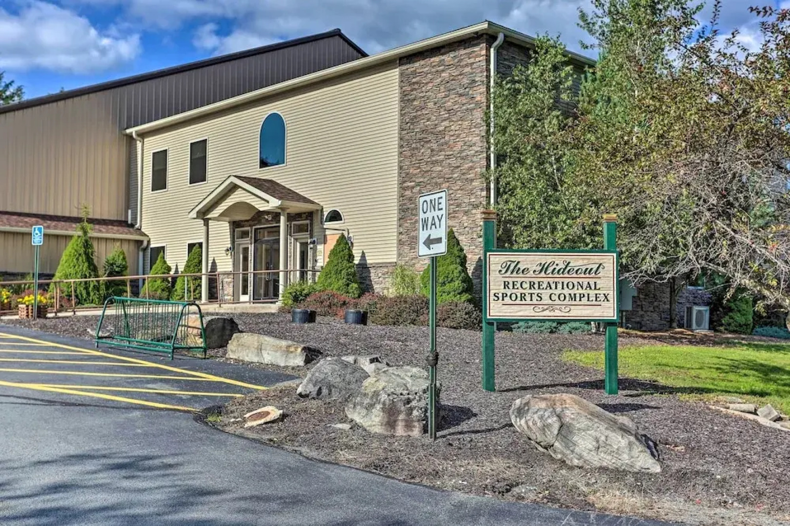 Walk to Hideout Slopes: Home w/ Game Room!