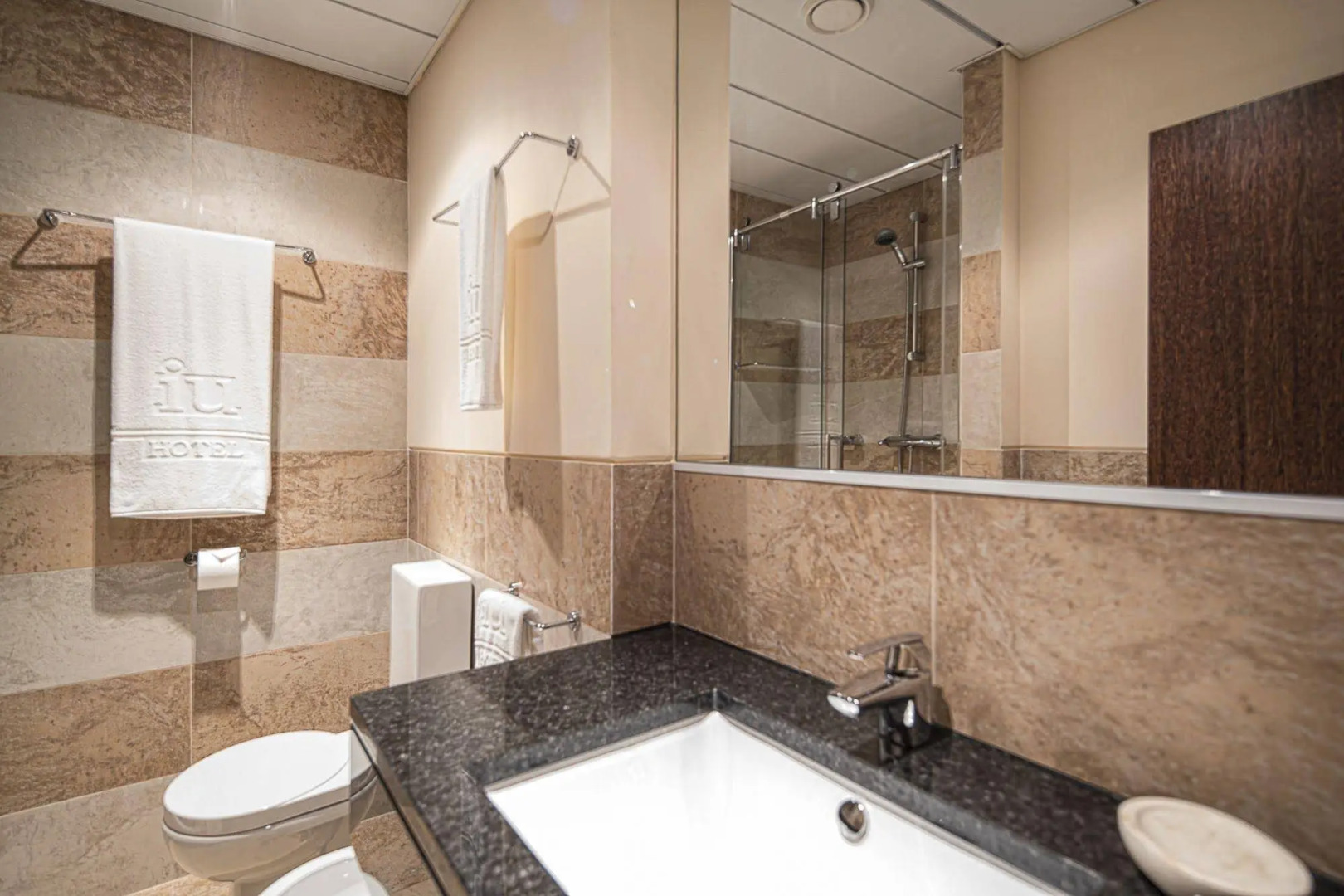 iu Hotel Luanda Talatona